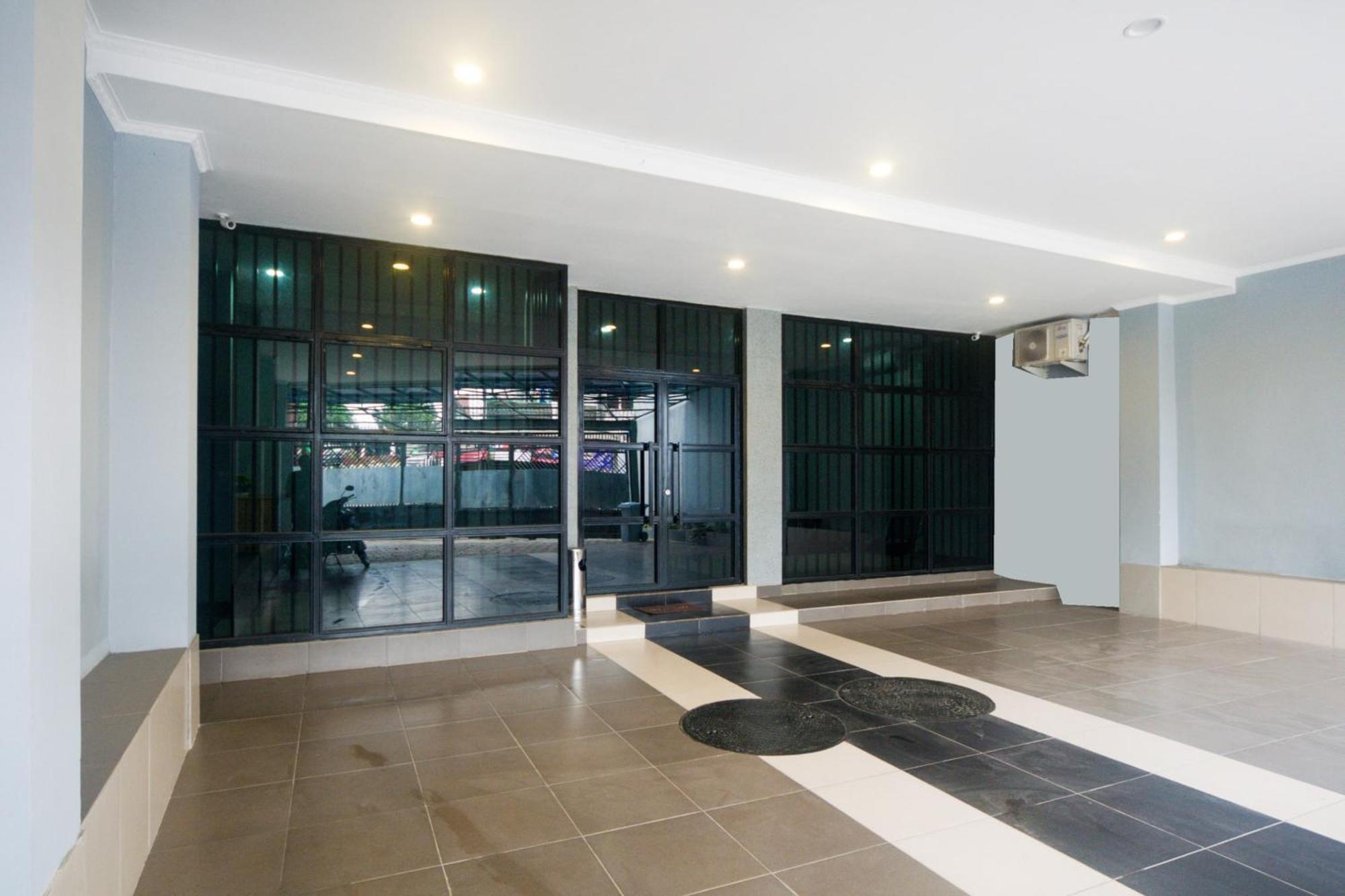 Super Oyo 3354 Homia Residence Mencil Extérieur photo